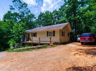 49 Violet Ln, Clayton, GA 30525