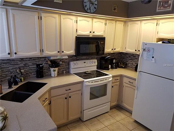 2nd image of 2518 Bentley Dr