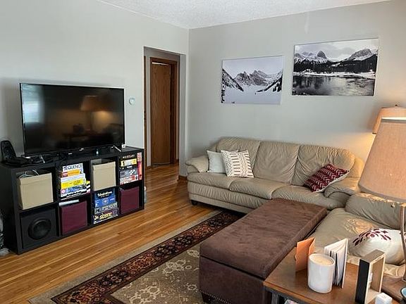 2nd image of 75 Logan Ave W