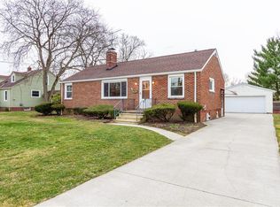 240 Courtland St, Elyria, OH 44035