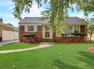 6941 W Keeney St, Niles, IL
