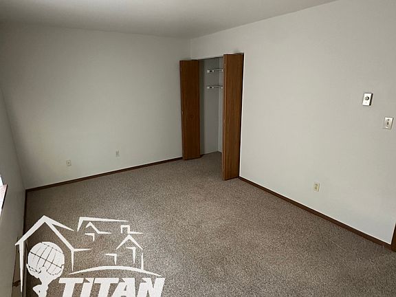 5th image of N7361 Spring St APT A8