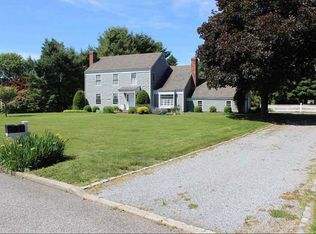 89 Farm Rd E, Wading River, NY 11792