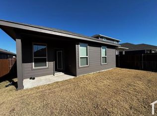 1815 Ash Oak Ln, Forney, TX 75126