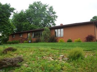 907 Bern St SW, Sugarcreek, OH