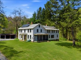 42 Shutesbury Rd, Leverett, MA 01054