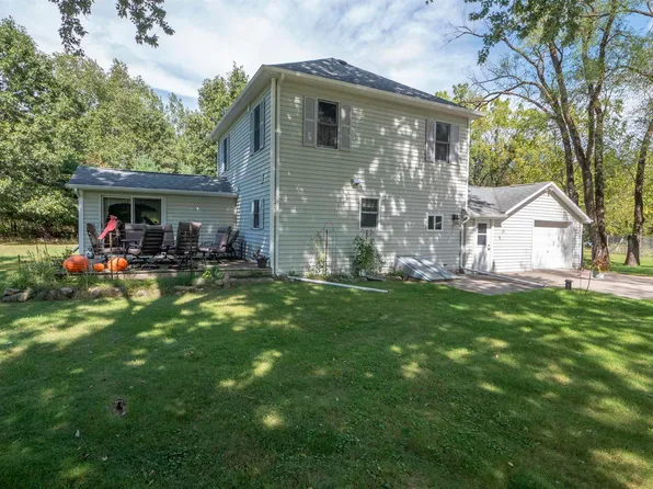 W5442 County Road F, Neshkoro, WI 54960