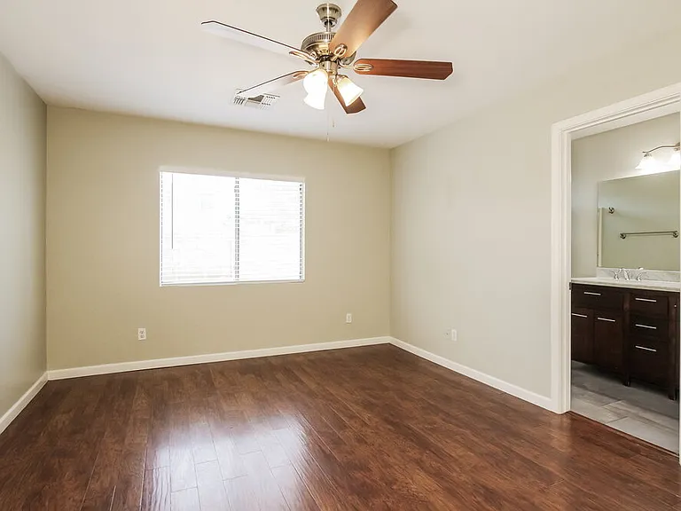 12417 W Larkspur Rd — Photo 8