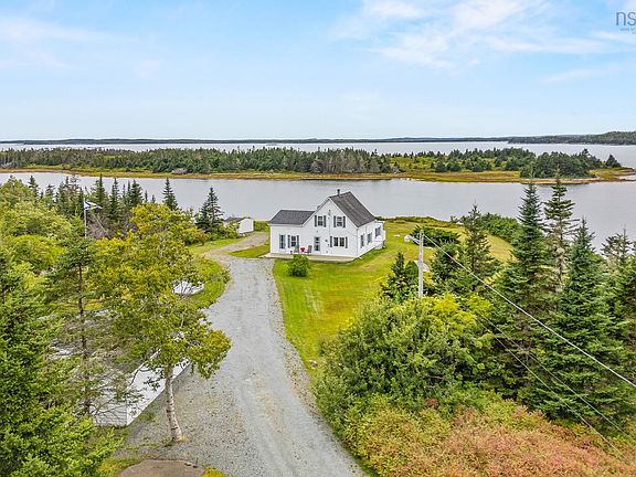 2nd image of 125 Powers Rd