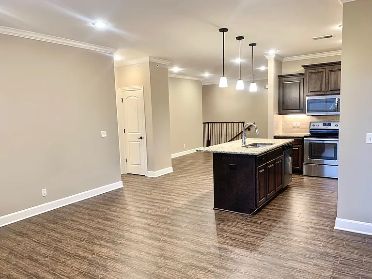 Mansions At Canyon Creek Apartments — Photo 61