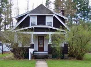 43 Hudson St, Warrensburg, NY 12885