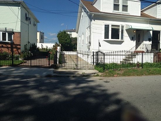 1st image of 17627 127th Ave