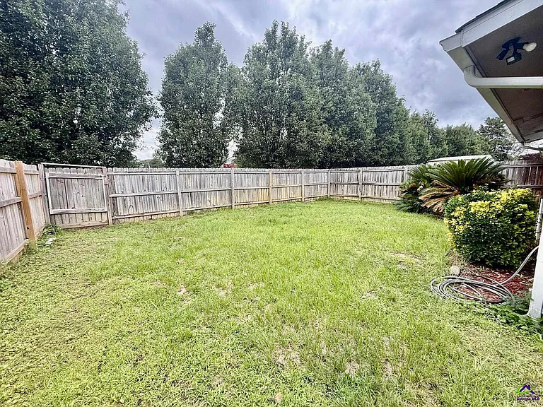 144 Pleasant Hill Ct — Photo 20