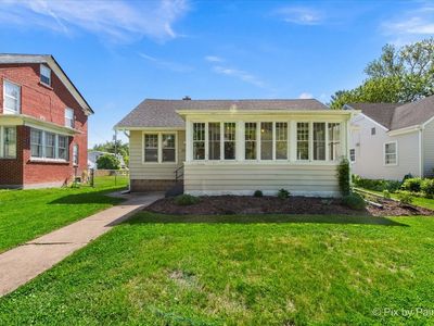 1020 S 4th St, St Charles, IL, 60174