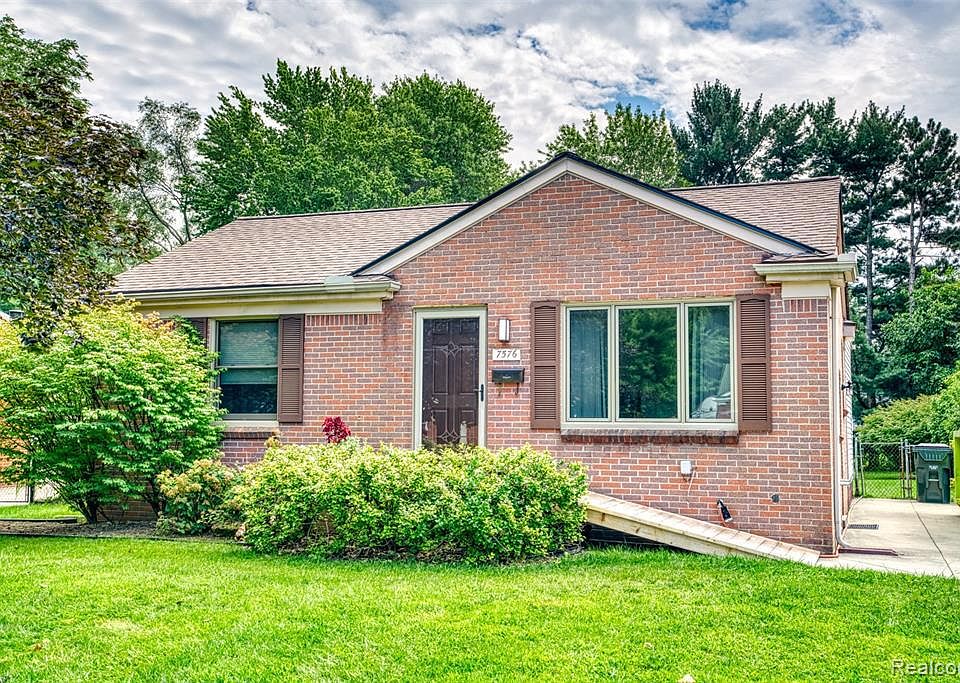 1st image of 7576 Daisy Ave
