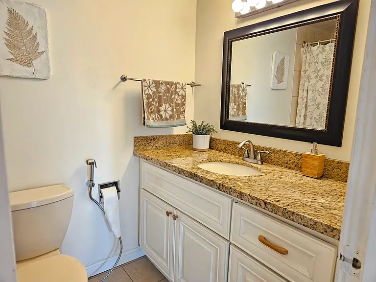 4160 Sardis St #5 — Photo 6