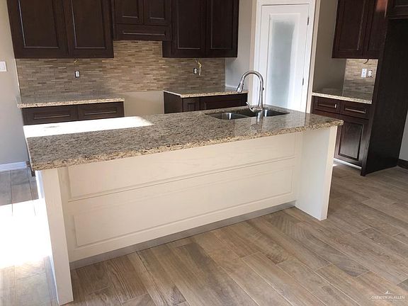 3rd image of 508 S Mina De Oro St
