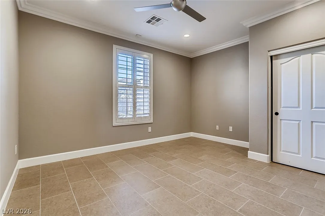 4 bed, 4.0 bath, 2840 sqft, $4,245 — Photo 3