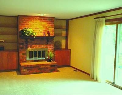 5th image of 2831 Lone Oak Dr