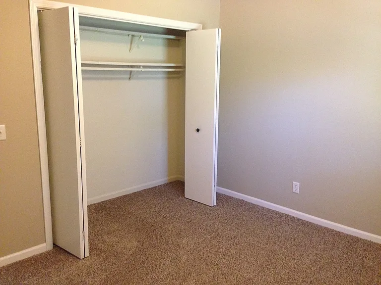 6721 Pleasantview St NE — Photo 13