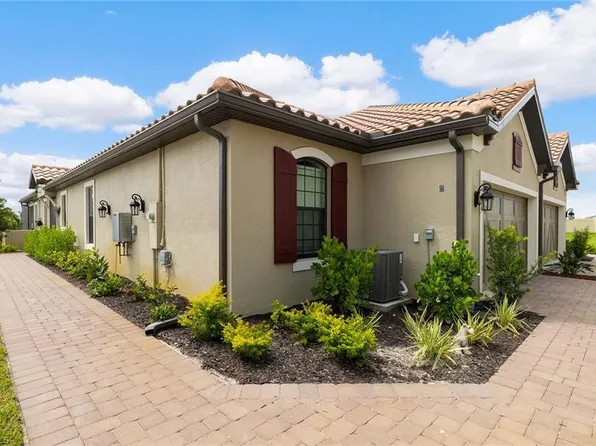 15155 Tolmino St, Naples, FL 34114