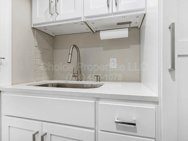 611 Poindexter Dr — Photo 19