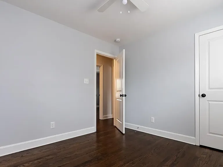 6725 Castlegate Dr — Photo 6