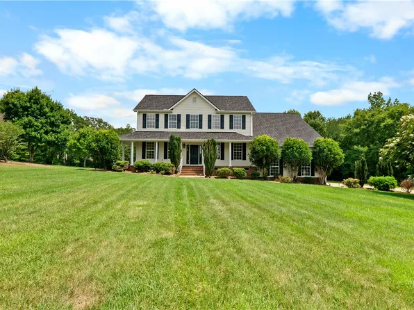 172 Oaklawn Rd, Pelzer, SC 29669