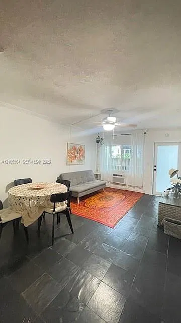 Windsor Terrace Condo — Photo 1