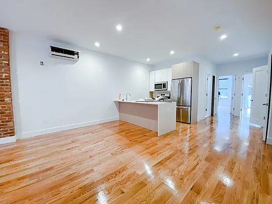Rented by Massada Home Sales Inc | media 4