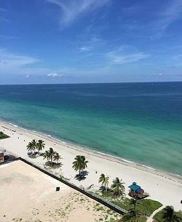 3rd image of 18911 Collins Ave APT 1702