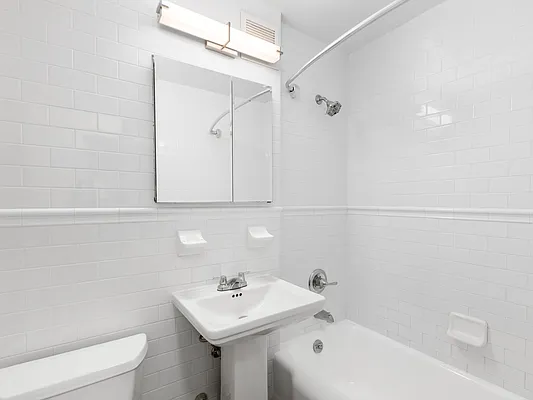 Rented by GoodRock Realty | media 19