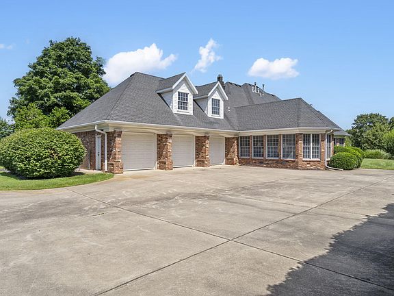 4th image of 4671 E Beaux Creek Lane