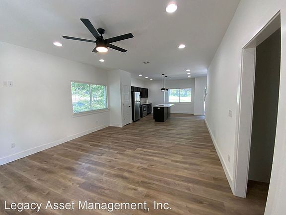 3rd image of 1633 E 5th St #1633