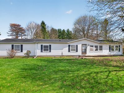 11011 Hamburg Rd, Whitmore Lake, MI, 48189