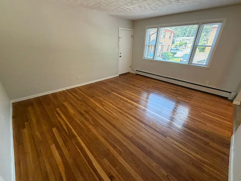 544, 546, 546-1/2 Chandler Street — Photo 7