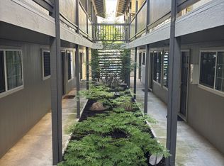 1190 S A St #2, Springfield, OR 97477