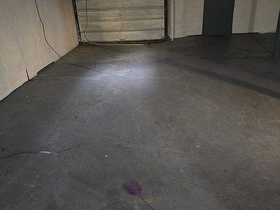 4th image of 3805 Colonial Ave #3805