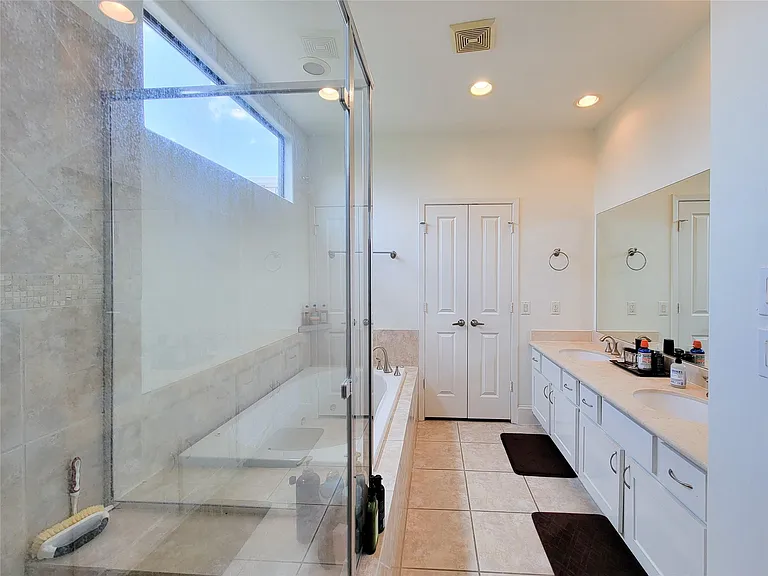 403 Jackson Hill St — Photo 38