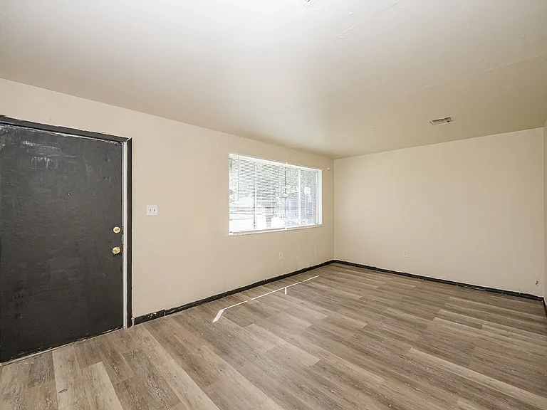 5715 Hodiamont Ave — Photo 24