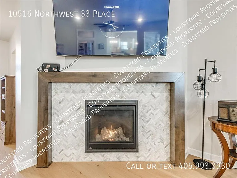 10516 NW 33rd Pl — Photo 28