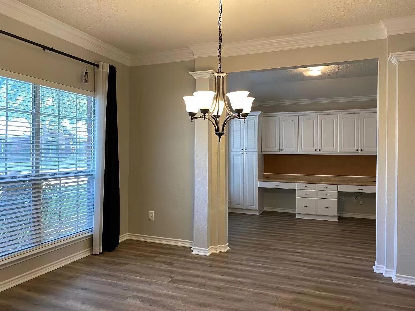 4 bed, 2240 sqft, $2,500 — Photo 2