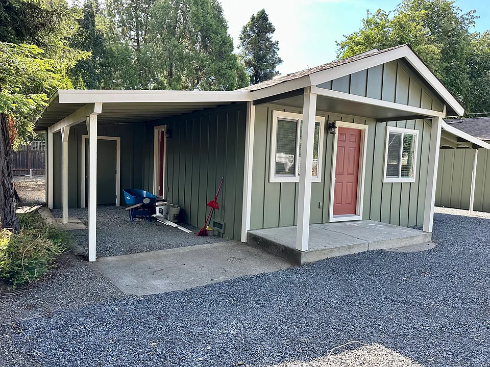 107 Bailhache Ave