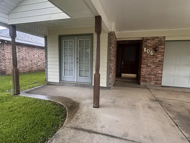 106 Darteze Dr — Photo 2