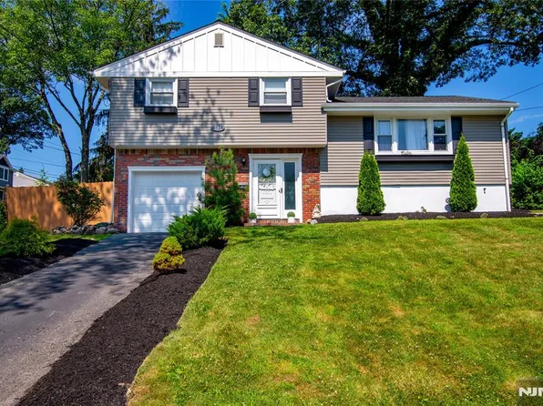 212 Hasbrouck Ave, Emerson, NJ 07630