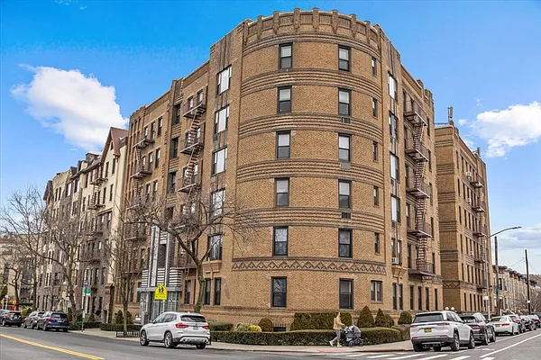 Sold by Revived Residential | media 2