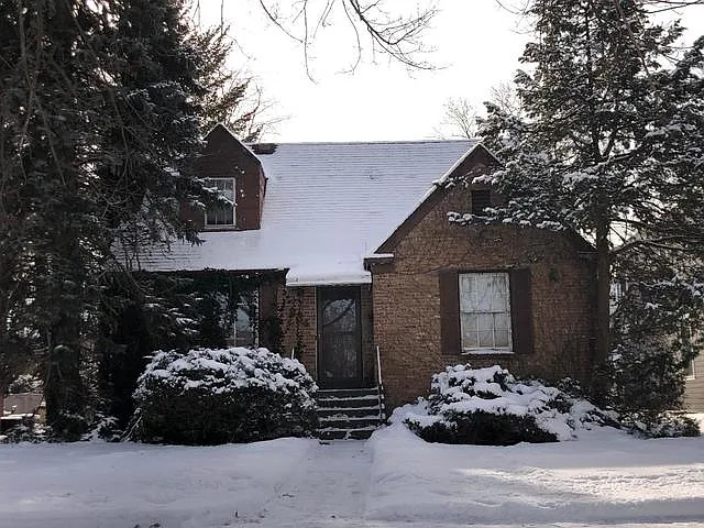 234 E Cayuga Ave photo 1