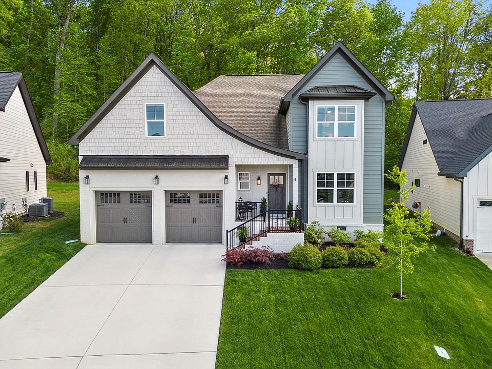 1st image of 9847 Trestle Cir