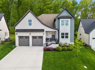 9847 Trestle Cir, Ooltewah, TN 37363