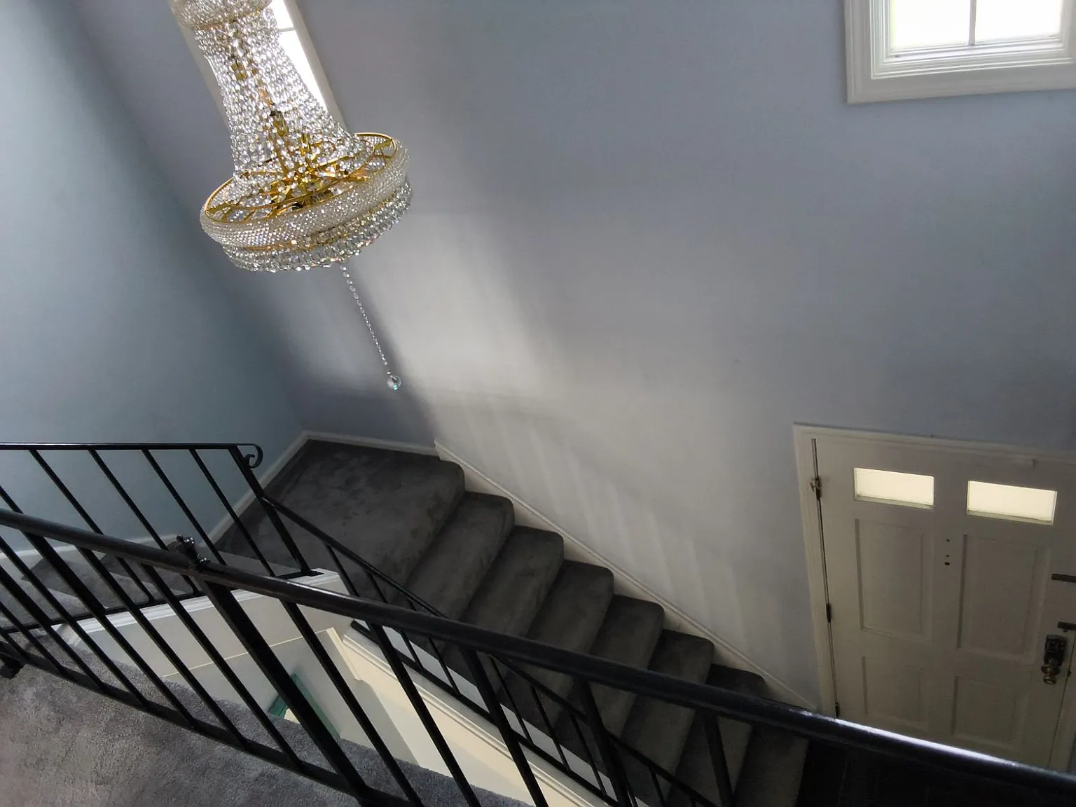 4 bed, 2.5 bath, 2460 sqft, $3,600 — Photo 4
